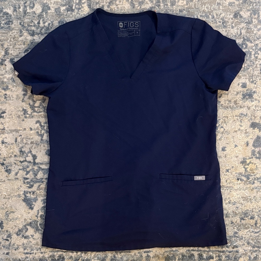 FIGS Two Pocket Navy Scrub Top